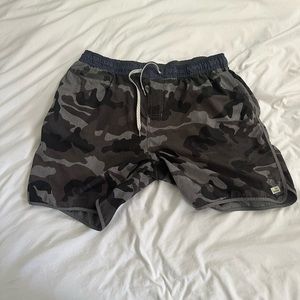 VUORI BAKKS XXL SHORTS